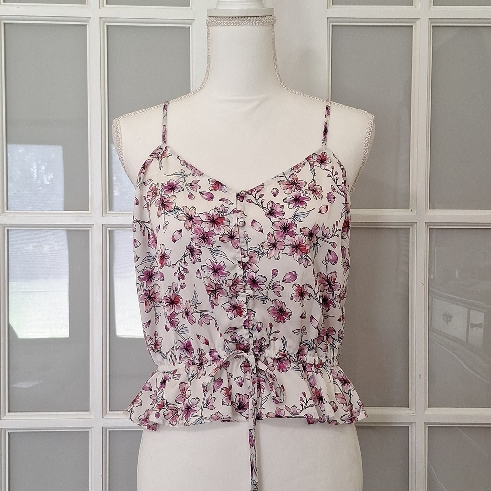 Cupcakes and Cashmere Cortina Floral Print Tank Top - Picture 3 of 15